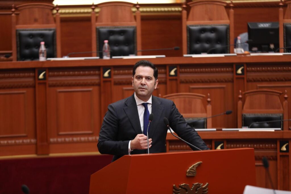 Malaj për rritjen e çmimeve të referencës në rrethe, hipoteka regjistron më pak se vlera reale